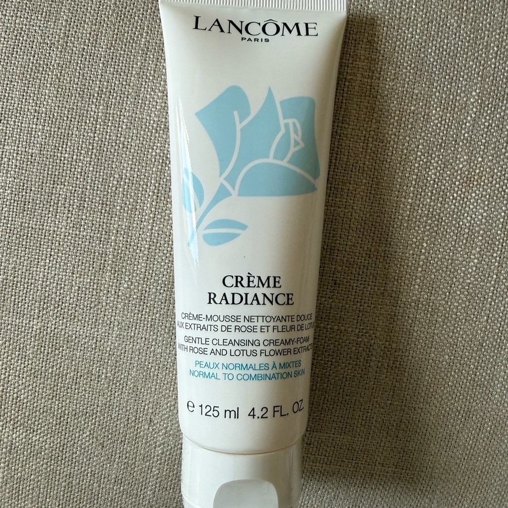Lancome Crème Radiance Cleanser - White and Blue
